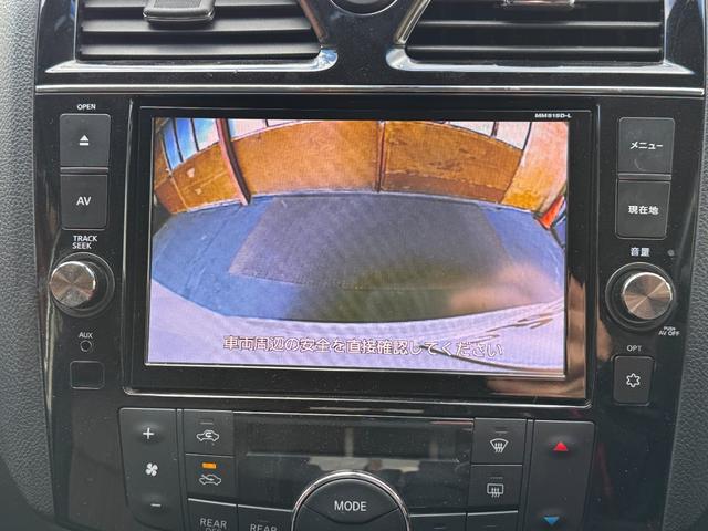 セレナ ハイウェイスター　Ｖセレクション＋セーフティ　４ＷＤ　純正ＳＤナビ　ワンオーナー　フリップダウンモニター　純正エンジンスターター　リアヒーター　バックカメラ　後席モニター　オートライト（10枚目）