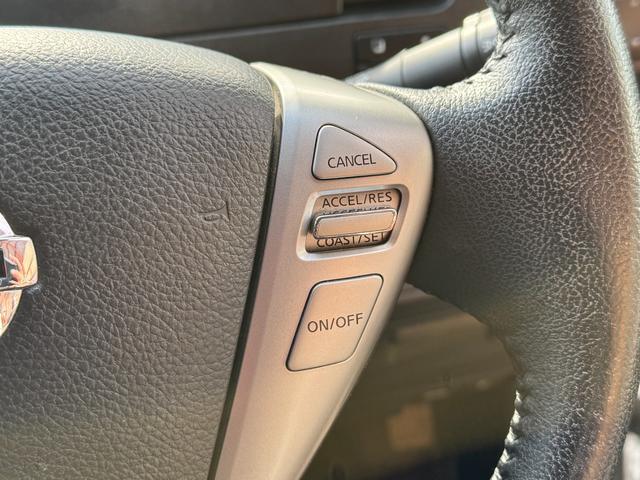 セレナ ハイウェイスター　Ｖセレクション＋セーフティ　４ＷＤ　純正ＳＤナビ　ワンオーナー　フリップダウンモニター　純正エンジンスターター　リアヒーター　バックカメラ　後席モニター　オートライト（11枚目）