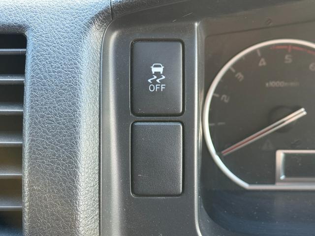 ハイエースバン ロングDX 4WD 社外メモリーナビ トヨタセーフティセンス オートハイビーム 寒冷地仕様 リアヒーター バックカメラ(13枚目)