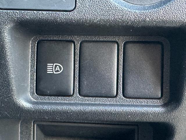 ハイエースバン ロングDX 4WD 社外メモリーナビ トヨタセーフティセンス オートハイビーム 寒冷地仕様 リアヒーター バックカメラ(17枚目)