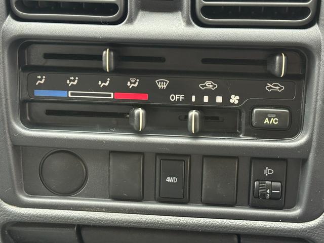 キャリイトラック ＫＣエアコン・パワステ　４ＷＤ　エアコン　パワステ　夏・冬タイヤ付き（4枚目）