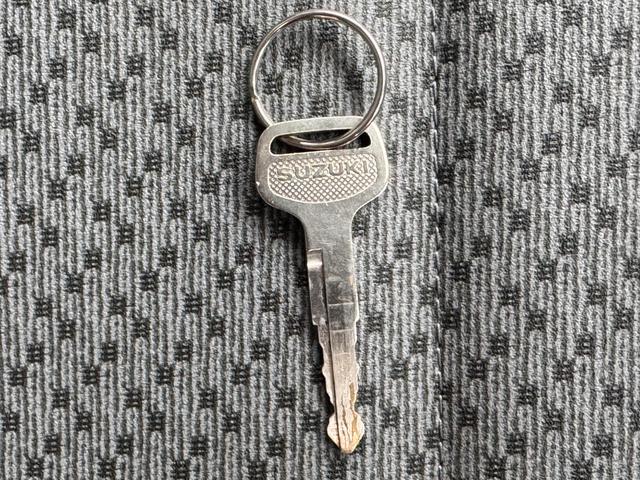 キャリイトラック ＫＣエアコン・パワステ　４ＷＤ　エアコン　パワステ　夏・冬タイヤ付き（15枚目）