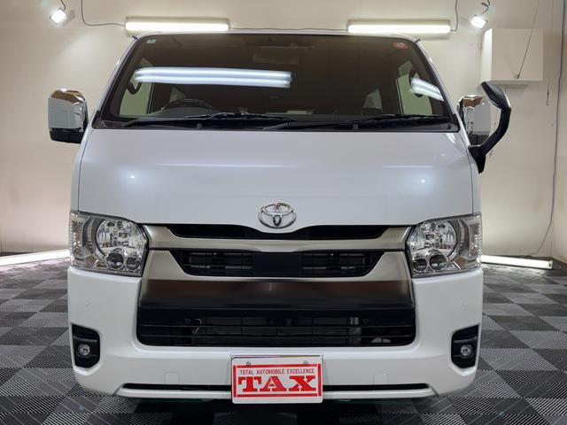 ハイエースバン ロングスーパーGL ダークプライムS 4WD 純正マット・バイザー付き 両側パワスラ 寒冷地仕様 リアヒータークーラー プリクラッシュセーフティ フロント・サイド・リアカメラ付き オートライト オートハイビーム ハーフレザーシート(23枚目)