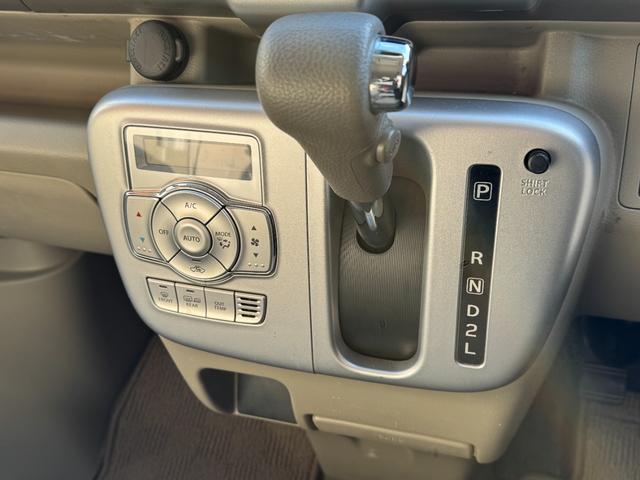 NV100クリッパーリオ G 4WD 社外メモリーナビ 社外エンジンスターター 両側パワースライドドア 左側オートステップ付 HID リアヒーター ミラーヒーター オートライト ステリモ(9枚目)