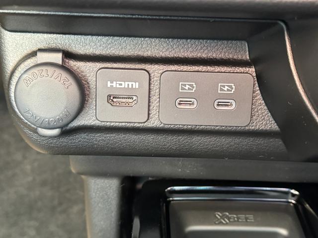 クロスビー ハイブリッドMZ 4WD 純正9インチスズキコネクトナビ 全方位カメラ アップグレードパッケージ BSM ヘッドアップディスプレイ ハンドルヒーター コーナーセンサー Fシートヒーター パドルシフト(12枚目)