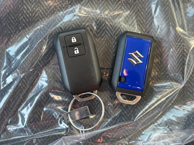 クロスビー ハイブリッドMZ 4WD 純正9インチスズキコネクトナビ 全方位カメラ アップグレードパッケージ BSM ヘッドアップディスプレイ ハンドルヒーター コーナーセンサー Fシートヒーター パドルシフト(23枚目)