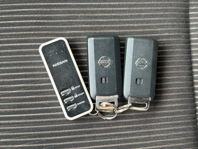 デイズ ハイウェイスター　Ｇターボ　４ＷＤ　純正メモリーナビ　フルセグＴＶ　ＣＤ　ＤＶＤ　アラウンドビューモニター　純正エンジンスターター　全方位カメラ　ターボ　ステアリングスイッチ（19枚目）