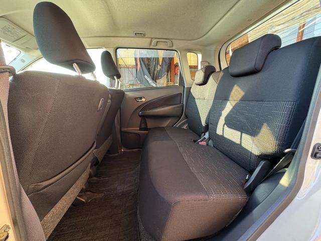 ムーヴ Ｌ　ＶＳ　４ＷＤ　純正メモリーナビ　フルセグＴＶ　ＣＤ　ＤＶＤ　アイドリングストップ　ＥＴＣ　エンジンスターター（7枚目）