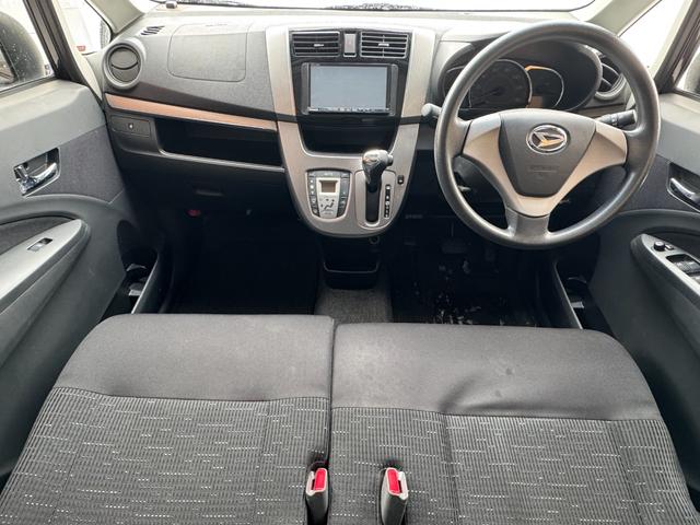 ムーヴ カスタム　Ｘ　ＳＡ　４ＷＤ　社外ナビ　純正エンジンスターター　レーダーブレーキ　ＥＴＣ　プッシュスタート　横滑り防止（3枚目）