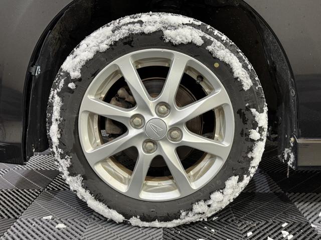 ムーヴ カスタム　Ｘ　ＳＡ　４ＷＤ　社外ナビ　純正エンジンスターター　レーダーブレーキ　ＥＴＣ　プッシュスタート　横滑り防止（17枚目）