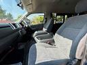 ハイエースワゴン グランドキャビン　４ＷＤ　バックカメラ　ナビ　片側電動スライドドア　キーレスエントリー　電動格納ミラー　ＡＴ　衝突安全ボディ　ＡＢＳ　エアコン　パワーステアリング　パワーウィンドウ　リアヒーター　リアクーラー（6枚目）