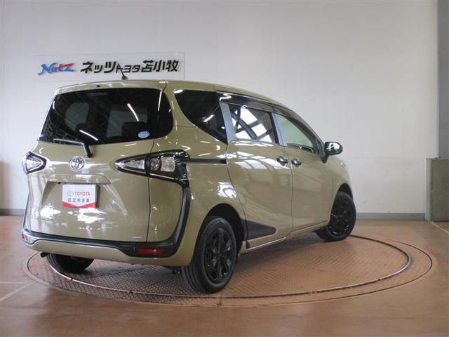 シエンタ G グランパー 4WD 衝突被害軽減システム ウオークスルー 乗車定員6人 3列シート ワンオーナー(4枚目)
