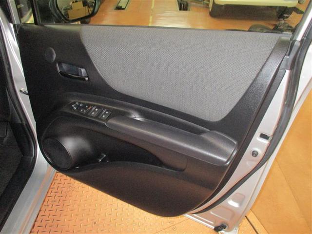 シエンタ Ｘ　４ＷＤ　メモリーナビ　ＤＶＤ再生　ミュージックプレイヤー接続可　バックカメラ　衝突被害軽減システム　ＥＴＣ　電動スライドドア　ウオークスルー　乗車定員６人　３列シート（18枚目）