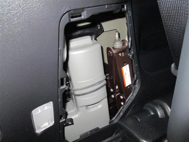 アルファードハイブリッド ＳＲ　Ｃパッケージ　４ＷＤ　メモリーナビ　ＤＶＤ再生　ミュージックプレイヤー接続可　バックカメラ　衝突被害軽減システム　ＥＴＣ　ドラレコ　両側電動スライド　ＬＥＤヘッドランプ　乗車定員７人　３列シート　ワンオーナー（12枚目）