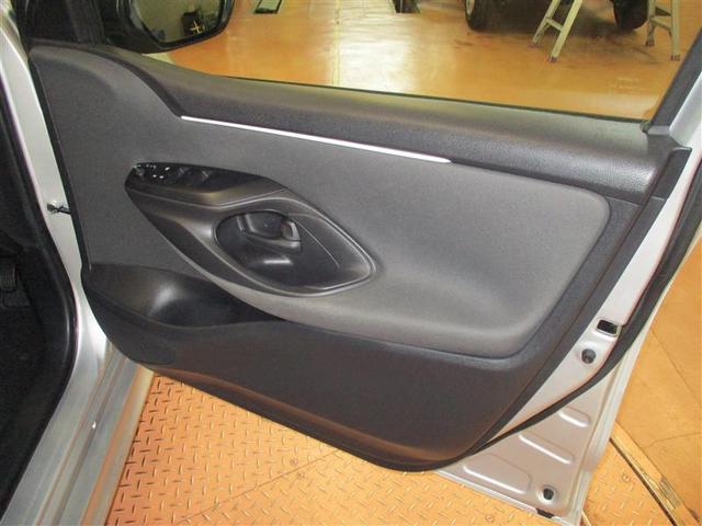 ヤリス X 4WD メモリーナビ ミュージックプレイヤー接続可 バックカメラ 衝突被害軽減システム ETC(17枚目)