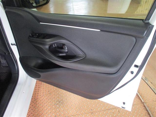 ヤリス X 4WD メモリーナビ ミュージックプレイヤー接続可 バックカメラ 衝突被害軽減システム ETC(17枚目)