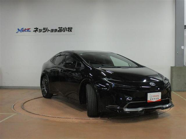 プリウス Z 4WD フルセグ ミュージックプレイヤー接続可 バックカメラ 衝突被害軽減システム ETC ドラレコ LEDヘッドランプ ワンオーナー(2枚目)