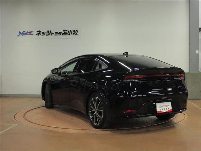 プリウス Z 4WD フルセグ ミュージックプレイヤー接続可 バックカメラ 衝突被害軽減システム ETC ドラレコ LEDヘッドランプ ワンオーナー(3枚目)