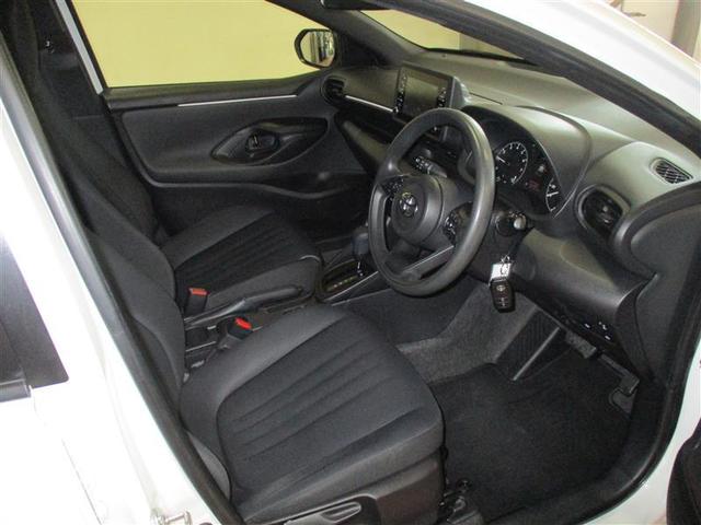 ヤリス X 4WD メモリーナビ ミュージックプレイヤー接続可 バックカメラ 衝突被害軽減システム ETC(6枚目)