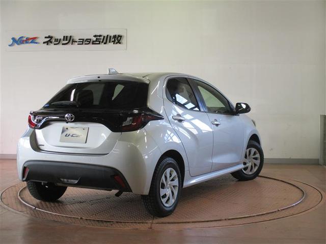 ヤリス X 4WD メモリーナビ ミュージックプレイヤー接続可 バックカメラ 衝突被害軽減システム ETC(4枚目)