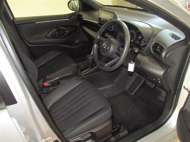 ヤリス X 4WD メモリーナビ ミュージックプレイヤー接続可 バックカメラ 衝突被害軽減システム ETC(6枚目)