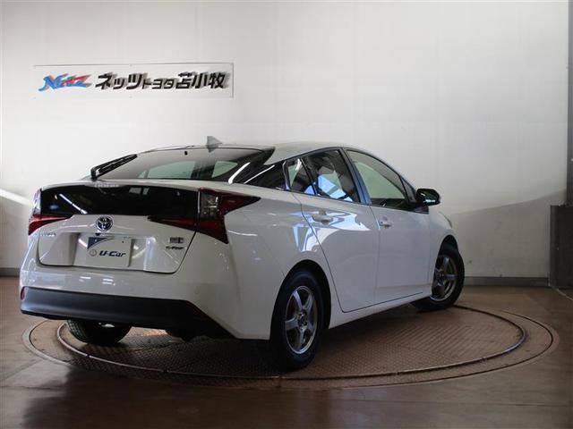 プリウス S 4WD メモリーナビ ミュージックプレイヤー接続可 バックカメラ 衝突被害軽減システム ETC LEDヘッドランプ(4枚目)