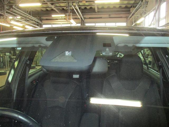 プリウス S 4WD メモリーナビ ミュージックプレイヤー接続可 バックカメラ 衝突被害軽減システム ETC LEDヘッドランプ(19枚目)