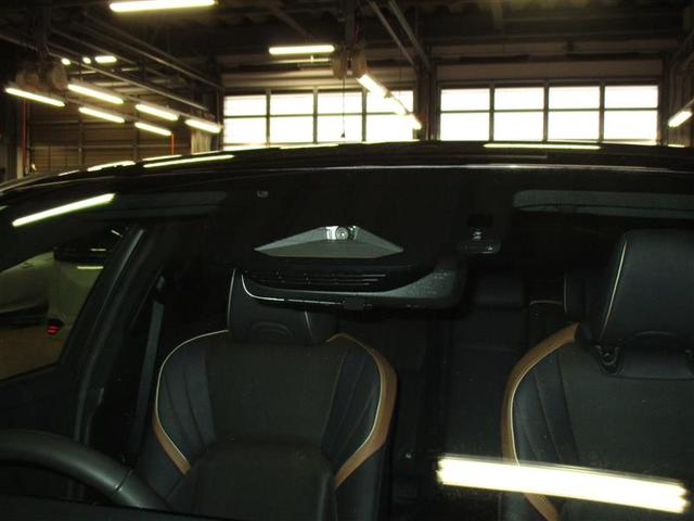 クラウンクロスオーバー RS サンルーフ 4WD フルセグ メモリーナビ ミュージックプレイヤー接続可 バックカメラ 衝突被害軽減システム ETC LEDヘッドランプ ワンオーナー フルエアロ(18枚目)