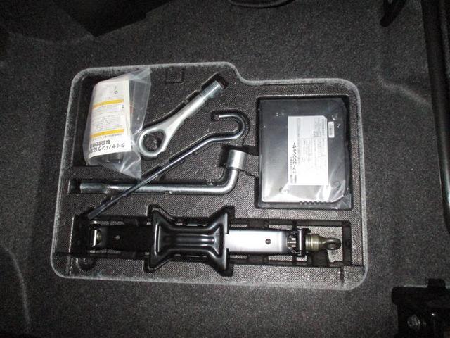 ルーミー カスタムＧ　４ＷＤ　ワンセグ　メモリーナビ　バックカメラ　衝突被害軽減システム　ＥＴＣ　ドラレコ　両側電動スライド　ＬＥＤヘッドランプ　ウオークスルー　ワンオーナー　アイドリングストップ（11枚目）