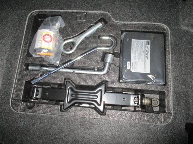 タンク カスタムG 4WD フルセグ メモリーナビ DVD再生 バックカメラ 両側電動スライド LEDヘッドランプ ウオークスルー アイドリングストップ(11枚目)