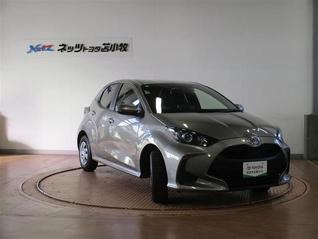 ヤリス X 4WD メモリーナビ ミュージックプレイヤー接続可 バックカメラ 衝突被害軽減システム ETC ドラレコ ワンオーナー(2枚目)