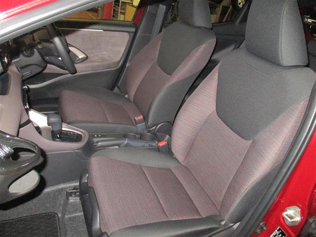 ヤリス Ｇ　４ＷＤ　フルセグ　ミュージックプレイヤー接続可　バックカメラ　衝突被害軽減システム　ワンオーナー（7枚目）