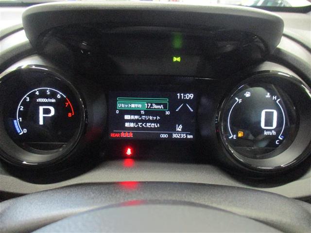 ヤリス Ｇ　４ＷＤ　フルセグ　ミュージックプレイヤー接続可　バックカメラ　衝突被害軽減システム　ワンオーナー（12枚目）