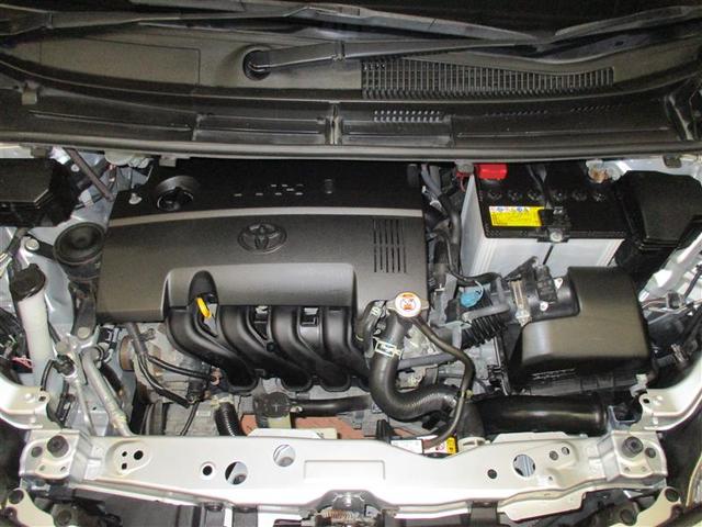 シエンタ Ｘ　４ＷＤ　メモリーナビ　ＤＶＤ再生　バックカメラ　衝突被害軽減システム　ＥＴＣ　電動スライドドア　ウオークスルー　乗車定員６人　３列シート（20枚目）