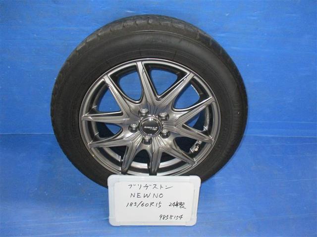 シエンタ Ｘ　４ＷＤ　メモリーナビ　ＤＶＤ再生　バックカメラ　衝突被害軽減システム　ＥＴＣ　電動スライドドア　ウオークスルー　乗車定員６人　３列シート（22枚目）