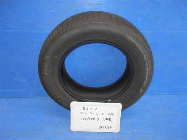 プリウス S 4WD メモリーナビ ミュージックプレイヤー接続可 バックカメラ 衝突被害軽減システム ETC LEDヘッドランプ(22枚目)