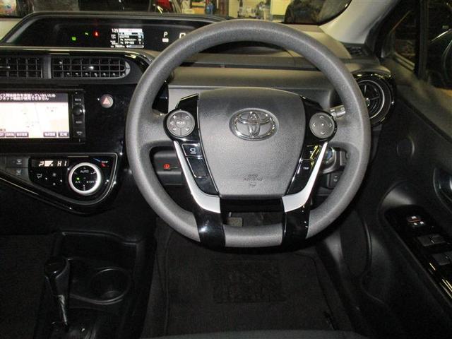 アクア Ｓスタイルブラック　フルセグ　メモリーナビ　ＤＶＤ再生　バックカメラ　衝突被害軽減システム　ＬＥＤヘッドランプ　ワンオーナー（5枚目）