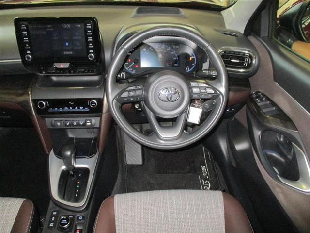 ヤリスクロス ハイブリッドＺ　４ＷＤ　メモリーナビ　ミュージックプレイヤー接続可　バックカメラ　衝突被害軽減システム　ＬＥＤヘッドランプ　ワンオーナー（5枚目）