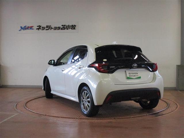 ヤリス Ｚ　フルセグ　メモリーナビ　ミュージックプレイヤー接続可　バックカメラ　衝突被害軽減システム　ＥＴＣ　ドラレコ　ＬＥＤヘッドランプ　ワンオーナー（3枚目）