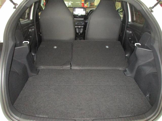 ヤリス Ｘ　４ＷＤ　メモリーナビ　ミュージックプレイヤー接続可　バックカメラ　衝突被害軽減システム　ＥＴＣ　記録簿（10枚目）