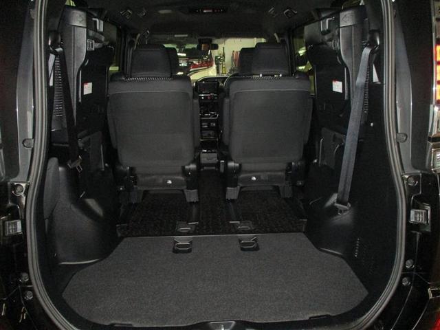 ヴォクシー ZS 煌II 4WD フルセグ HDDナビ DVD再生 バックカメラ 衝突被害軽減システム ETC 両側電動スライド LEDヘッドランプ 乗車定員7人 3列シート ワンオーナー アイドリングストップ(11枚目)