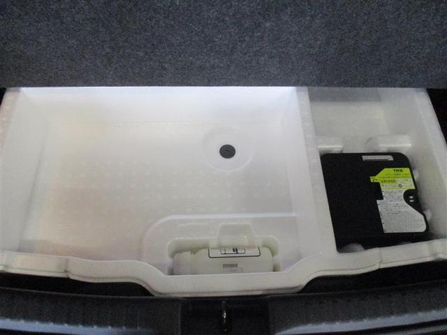 ヤリス X 4WD メモリーナビ ミュージックプレイヤー接続可 バックカメラ 衝突被害軽減システム ETC(11枚目)