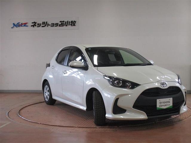 ヤリス G DVD再生 ミュージックプレイヤー接続可 バックカメラ 衝突被害軽減システム ETC ワンオーナー(2枚目)