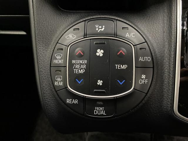 ノア Ｘ　４ＷＤ　フルセグ　メモリーナビ　ＤＶＤ再生　ミュージックプレイヤー接続可　後席モニター　バックカメラ　衝突被害軽減システム　電動スライドドア　ＬＥＤヘッドランプ　ウオークスルー　乗車定員７人（7枚目）