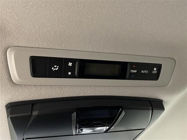 ノア Ｘ　４ＷＤ　フルセグ　メモリーナビ　ＤＶＤ再生　ミュージックプレイヤー接続可　後席モニター　バックカメラ　衝突被害軽減システム　電動スライドドア　ＬＥＤヘッドランプ　ウオークスルー　乗車定員７人（24枚目）