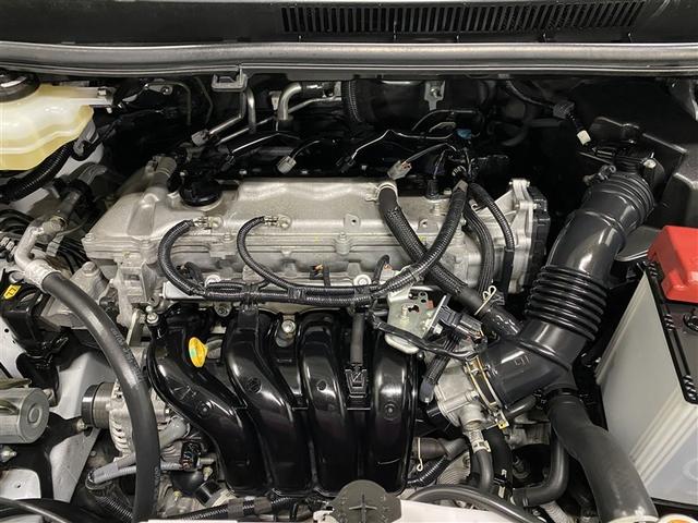 ノア Ｘ　４ＷＤ　フルセグ　メモリーナビ　ＤＶＤ再生　ミュージックプレイヤー接続可　後席モニター　バックカメラ　衝突被害軽減システム　電動スライドドア　ＬＥＤヘッドランプ　ウオークスルー　乗車定員７人（28枚目）