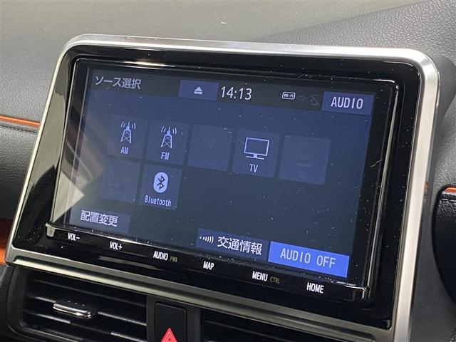 シエンタ G クエロ 4WD フルセグ メモリーナビ DVD再生 ミュージックプレイヤー接続可 バックカメラ 衝突被害軽減システム 両側電動スライド LEDヘッドランプ ウオークスルー 乗車定員6人 3列シート(3枚目)
