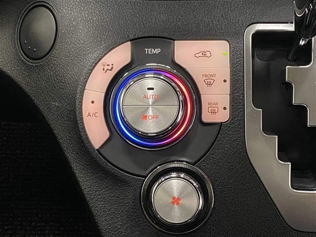 シエンタ G クエロ 4WD フルセグ メモリーナビ DVD再生 ミュージックプレイヤー接続可 バックカメラ 衝突被害軽減システム 両側電動スライド LEDヘッドランプ ウオークスルー 乗車定員6人 3列シート(7枚目)