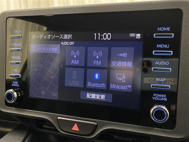 ヤリス Ｘ　４ＷＤ　メモリーナビ　ミュージックプレイヤー接続可　バックカメラ　衝突被害軽減システム　ＥＴＣ（3枚目）