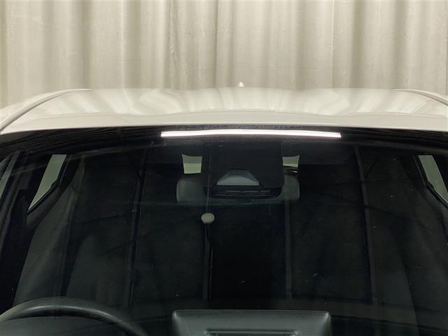 ヤリス Ｘ　４ＷＤ　メモリーナビ　ミュージックプレイヤー接続可　バックカメラ　衝突被害軽減システム　ＥＴＣ（22枚目）